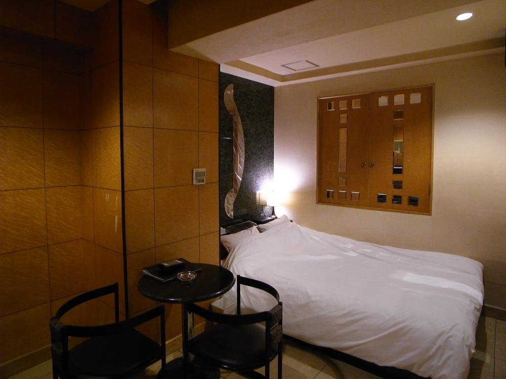 Hotel Rafaie (Adults Only) Tokio Pokój zdjęcie
